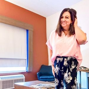 Meet your Posher, Tiffany